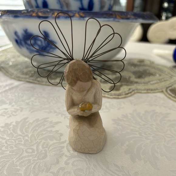 4 Willow Tree Figurines - Picture 7 of 12